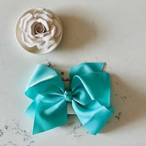 Hanna Andersson Teal Color Ribbon Bow Clip.